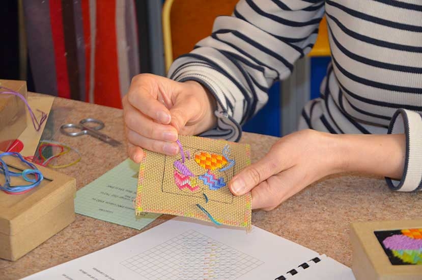 Cours-broderie-point-variés